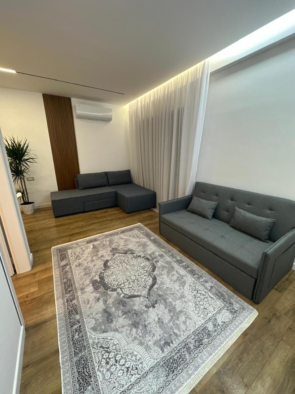 Erinda'S Apartment Tirana Zewnętrze zdjęcie